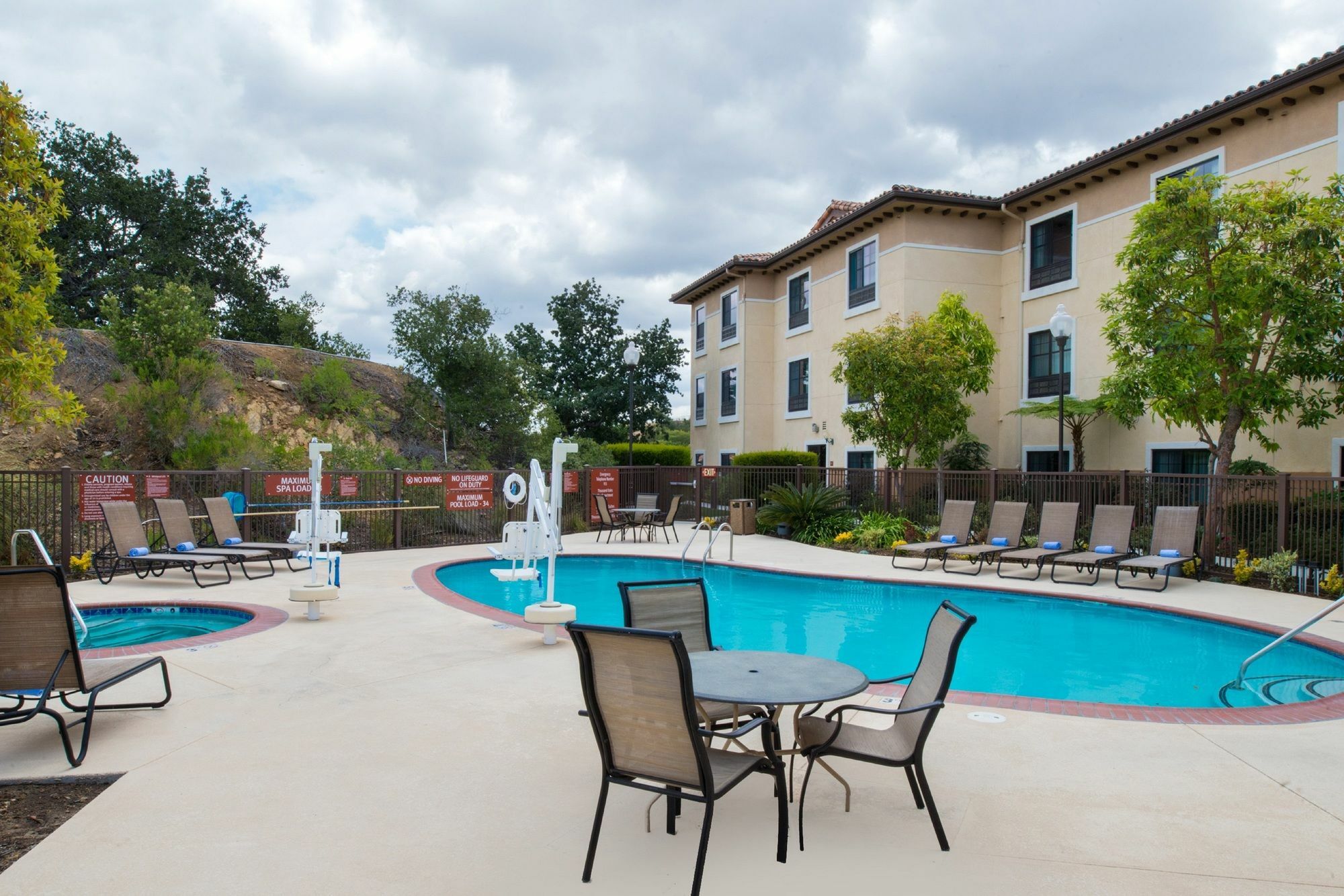 Towneplace Suites Thousand Oaks Ventura County Exterior photo